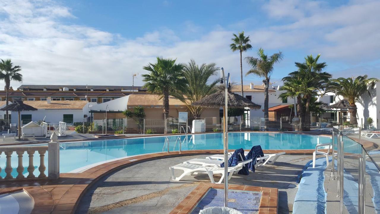 Puerta Del Sol Apartment Caleta De Fuste Exterior photo